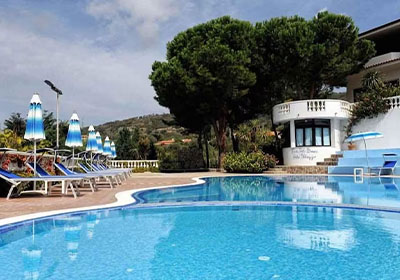 Hotel Pineta Petto Bianco
